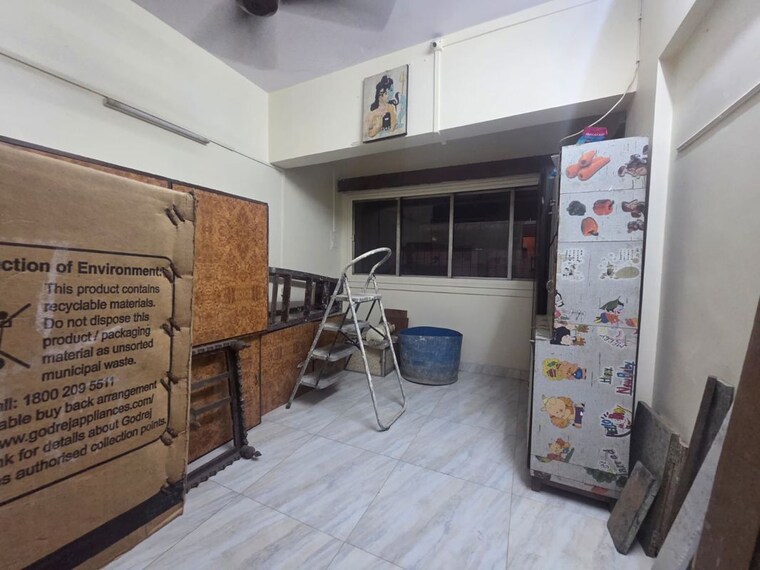  Parking, topiwala-chs 3 Bedroom 1200 Sq.Ft. Apartment In Goregaon West Mumbai 10452076