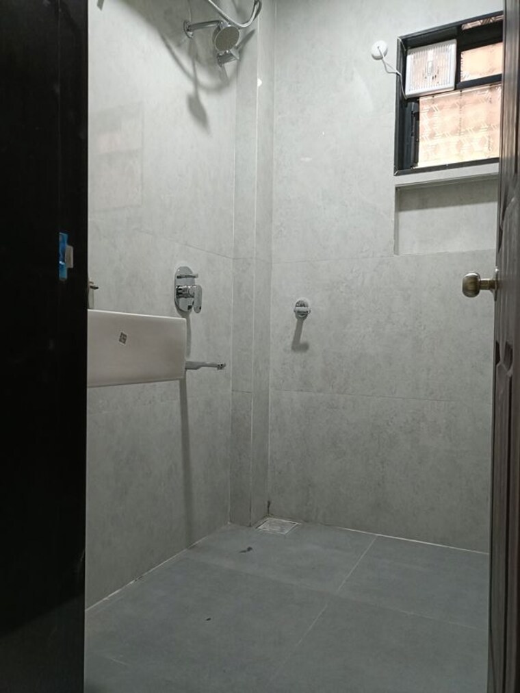 Bathroom, ramesh-hermes-heritage-phase-2 1 Bedroom 650 Sq.Ft. Apartment In Shastrinagar Pune 10452074