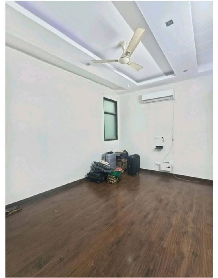 Kitchen, palam vihar 3.5 Bedroom 2100 Sq.Yd. Builder Floor In Palam Vihar Gurgaon 10452083