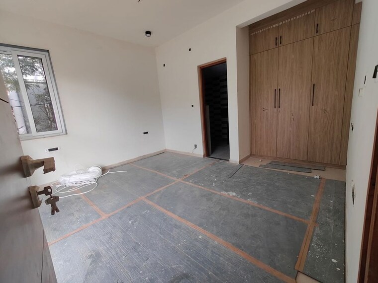 Room, indiranagar 3 Bedroom 1600 Sq.Ft. Apartment In Indiranagar Bangalore 10444234