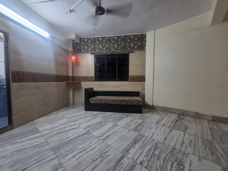 Bedroom, topiwala-chs 3 Bedroom 900 Sq.Ft. Apartment In Goregaon West Mumbai 10452105
