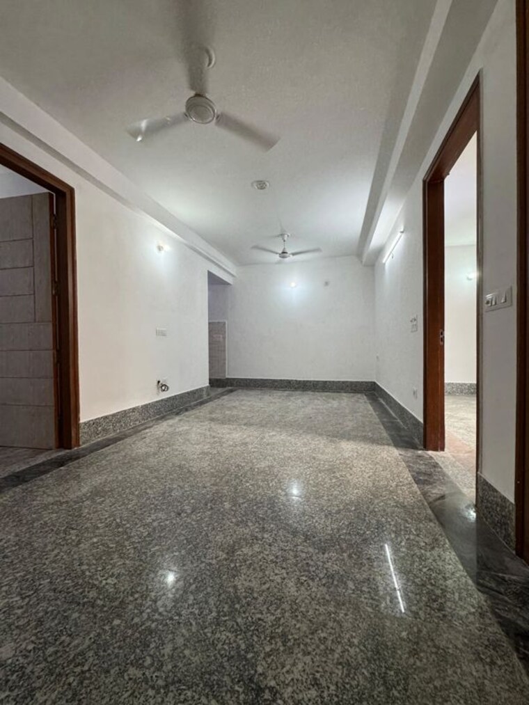 Room, chattarpur 2 Bedroom 1000 Sq.Ft. Apartment In Chattarpur Delhi 10452119