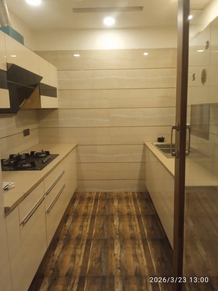 Kitchen, sushant lok i 3 Bedroom 215 Sq.Yd. Builder Floor In Sushant Lok I Gurgaon 10452122
