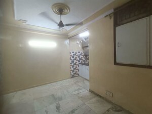 Room in 1 BHK Builder Floor at Malviya Nagar – for Sale