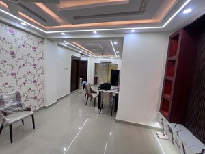 Team Area in 3 BHK Apartment at Bablatala – for Rent