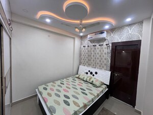 Team Area in 3 BHK Apartment at Bablatala – for Rent