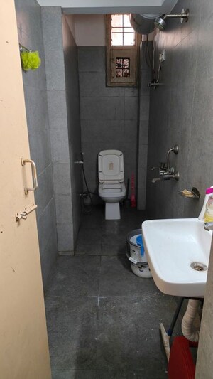 Bathroom in 1 BHK Apartment at Arun Vihar Sector 37, Sector 37 – for Rent