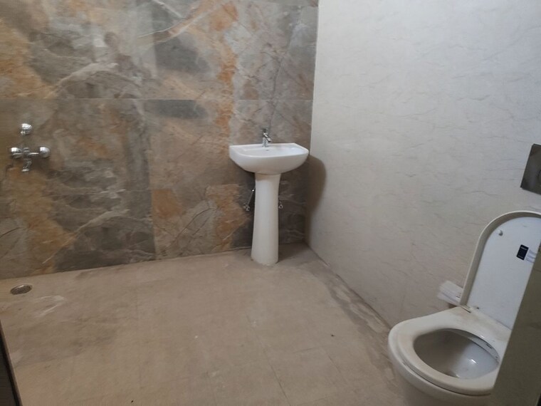 Bathroom, abd-galaxy 3 Bedroom 1800 Sq.Ft. Villa In Aliganj Lucknow 10452250