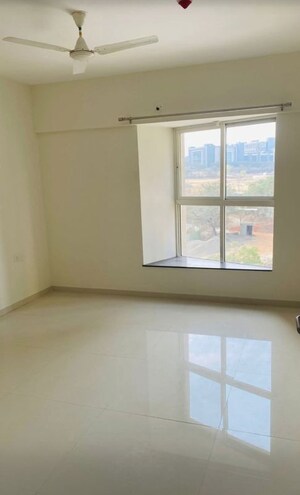 Room in 3 BHK Apartment at Pride Purple Park Astra, Hinjewadi – for Rent