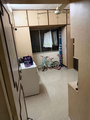 2 BHK Apartment For Rent in Riddhi Garden, Malad East