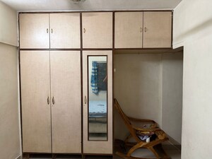 Furnished Amenities in 2 BHK Apartment at Riddhi Garden, Malad East – for Rent