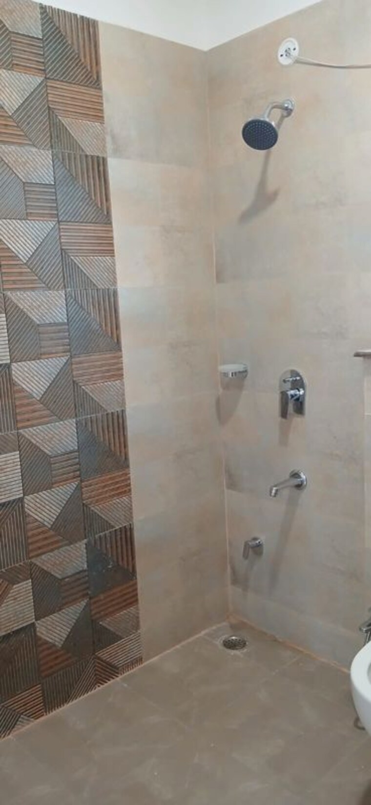 Bathroom, eiffel-vivassa-estate 3 Bedroom 1500 Sq.Ft. Apartment In Bagiamau Lucknow 10452328