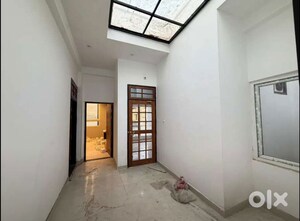Room in 2 BHK Independent House at Viram Khand – for Rent