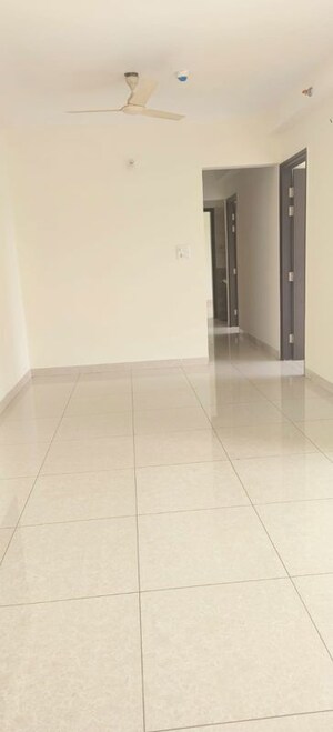 Room in 2.5 BHK Apartment at Magarpatta Nanded City Sargam, Sinhagad – for Sale