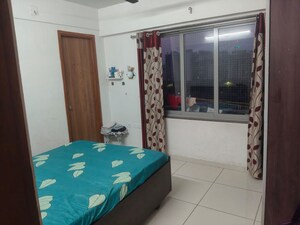 Bedroom in 3 BHK Apartment at 42 Parkview, Science City – for Rent