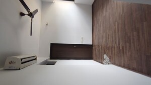 Room in 1.5 BHK Apartment at Lodha Lakeshore Greens, Dombivli East – for Rent