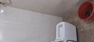 Bathroom in 1 BHK Apartment at Sarita Vihar – for Rent