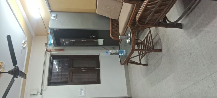 Living Room, sarita vihar 1 Bedroom 700 Sq.Ft. Apartment In Sarita Vihar Delhi 10452399