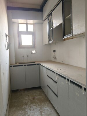 Kitchen in 1 BHK Builder Floor at Sector 73 – for Sale