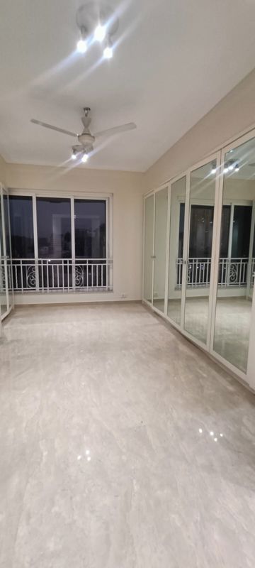 4 BHK + Pooja Room,Servant Room 4575 Sq.Ft. Apartment in Hiranandani Gardens Tivoli
