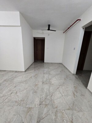 Room in 2 BHK Apartment at Majestique Marbella Phase 1, Kharadi – for Rent