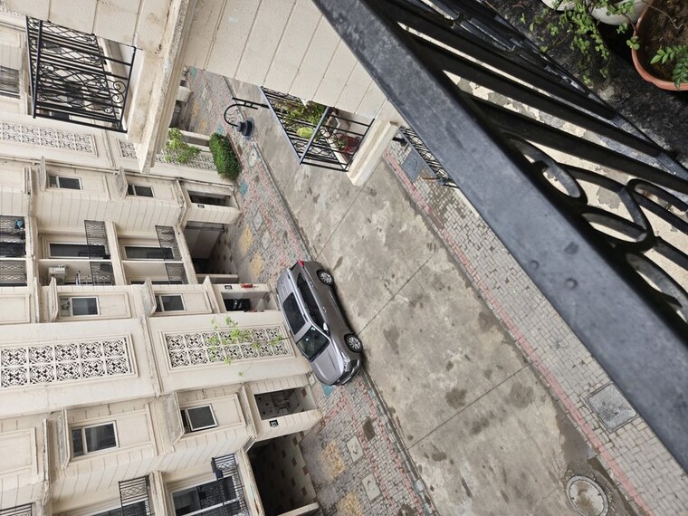 Balcony, signature-global-park 2 Bedroom 1220 Sq.Ft. Builder Floor In Sohna Sector 36 Gurgaon 10452382
