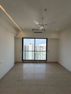 Room in 3 BHK Apartment at Adani Ten BKC, Bandra East – for Rent