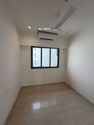 Room in 3 BHK Apartment at Adani Ten BKC, Bandra East – for Rent