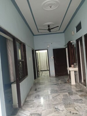 Building Lobby in 3 BHK Builder Floor at Sector 10 – for Rent