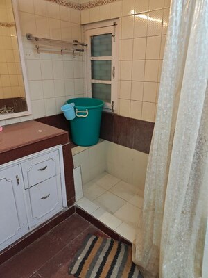 Attached Bathroom in 3 BHK Builder Floor at Vasant Vihar – for Rent