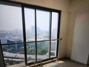 Room in 4 BHK Apartment at Adani Ten BKC, Bandra East – for Rent