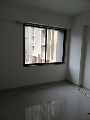 Room in 3 BHK Apartment at Meera Skyvue, Raysan – for Rent