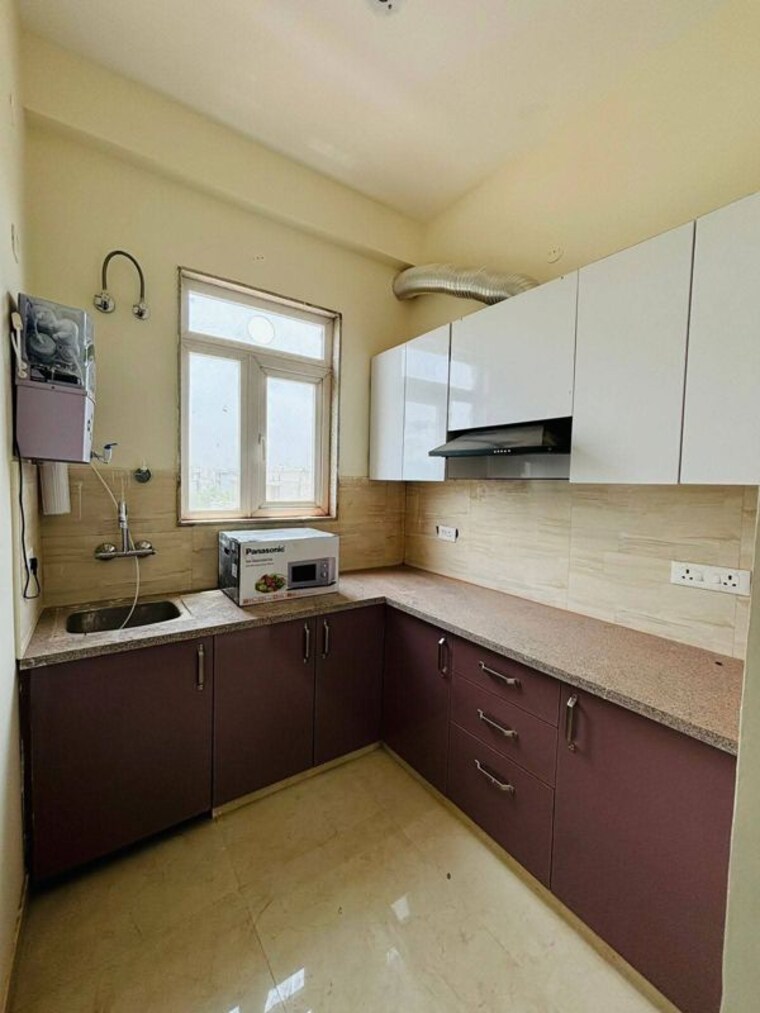 Kitchen, signature-global-prime 2 Bedroom 950 Sq.Ft. Apartment In Sector 63a Gurgaon 10452499