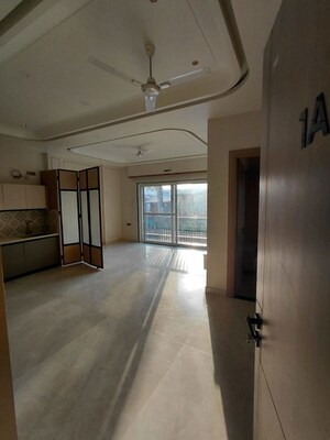 Room in 2 BHK Builder Floor at Chakrata – for Rent