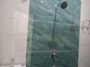 Furnished Amenities in 1 BHK Apartment at Sarin Farm CHS, Habibpur – for Rent