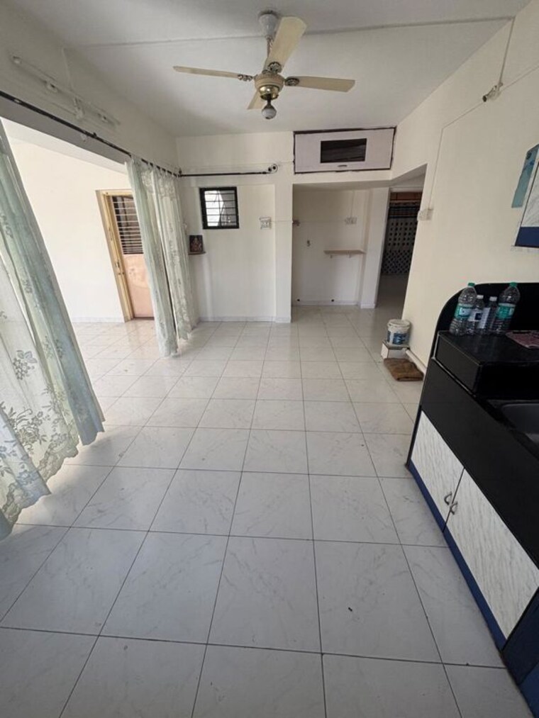 Kitchen, bhusari colony 2 Bedroom 1000 Sq.Ft. Apartment In Bhusari Colony Pune 10452513