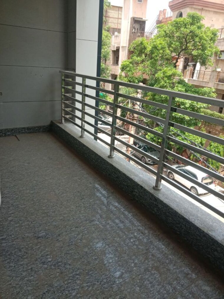 Balcony, janakpuri 3 Bedroom 1350 Sq.Ft. Builder Floor In Janakpuri Delhi 10452567