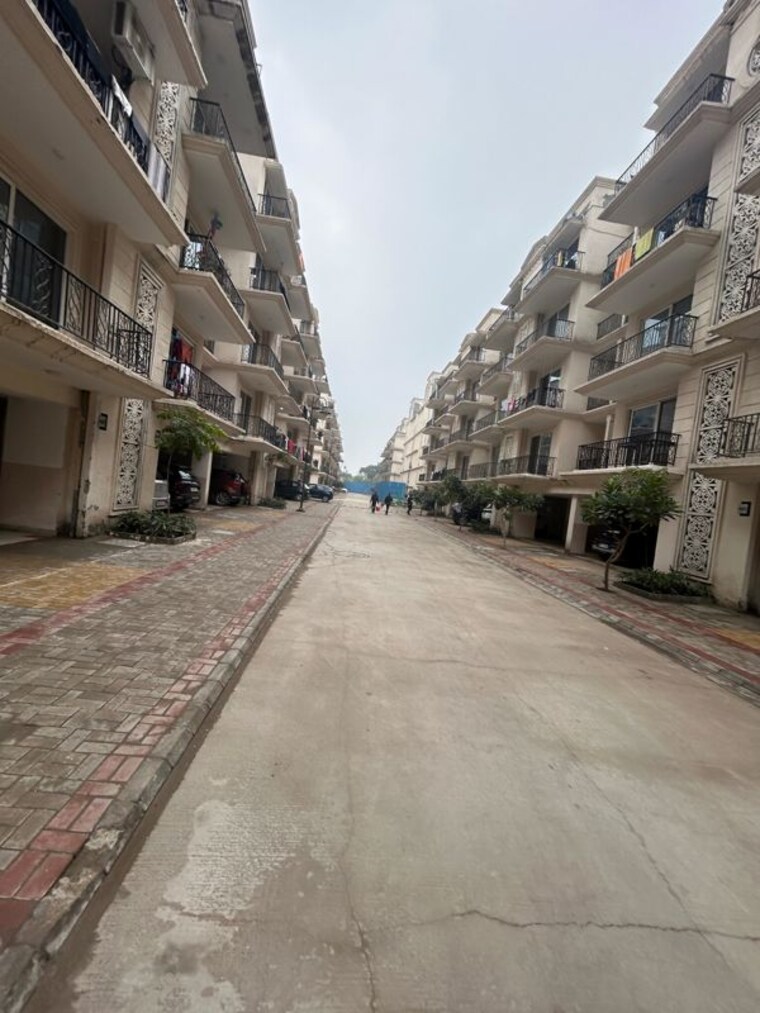 Exterior View, signature-global-park-4-and-5 2.5 Bedroom 1081 Sq.Ft. Builder Floor In Sohna Sector 36 Gurgaon 10452569
