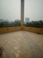 3.5 BHK + Servant Room 1600 Sq.Ft. Apartment in Windsor Avenue