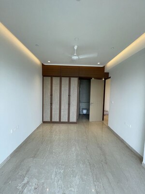 Room in 3 BHK Apartment at Adani Ten BKC, Bandra East – for Rent