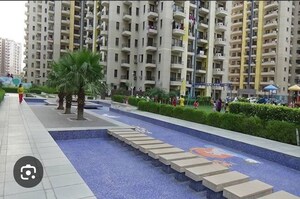 Swimming Pool in 3.5 BHK Apartment at RPS Savana, Sector 88 – for Rent