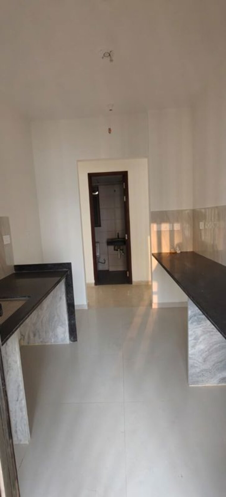 Kitchen, kalpataru-paramount-a 2 Bedroom 711 Sq.Ft. Apartment In Kapur Bawdi Thane 10452599