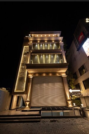  Showroom – Exterior View View at Lalghati - for Rent
