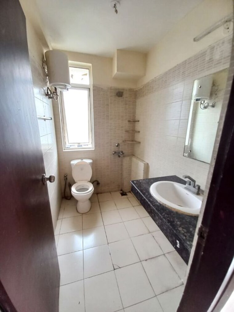 Bathroom, ild-greens 2 Bedroom 1400 Sq.Ft. Apartment In Sector 37c Gurgaon 10452640