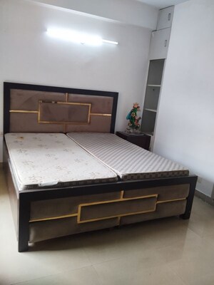 Bedroom in 2 BHK Apartment at Supertech Cape Town, Sector 74 – for Rent