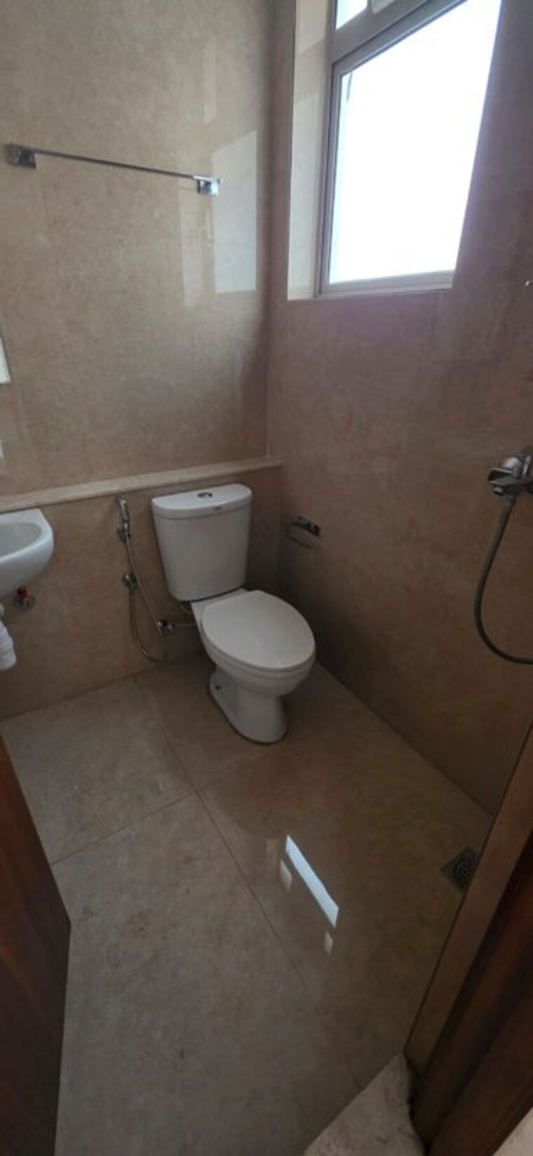 Bathroom, hiranandani-lake-enclave-glendale 4 Bedroom 1960 Sq.Ft. Apartment In Thane West Thane 10452680