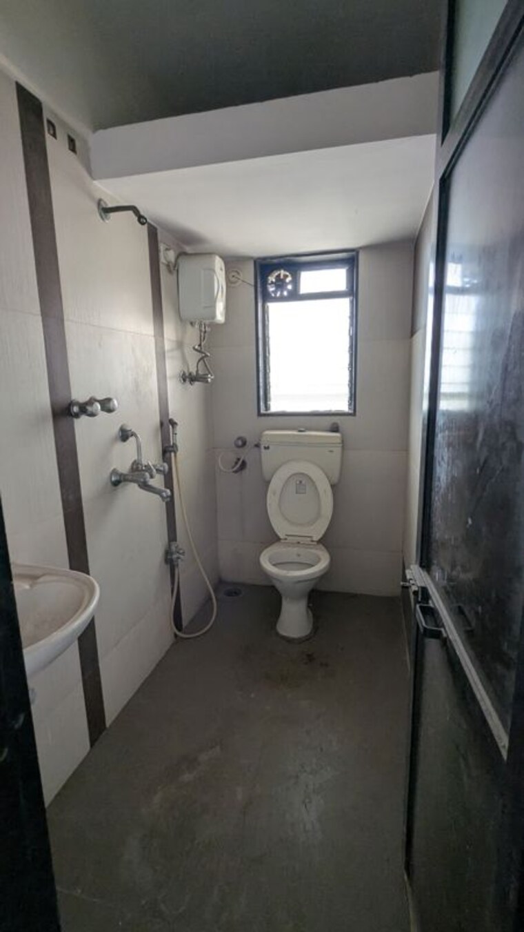 Bathroom, neelyog-monarch 3 Bedroom 1000 Sq.Ft. Apartment In Ghatkopar East Mumbai 10452671