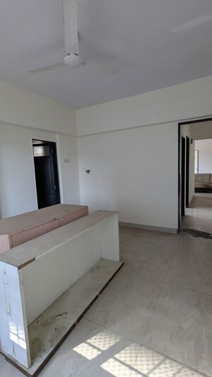 Room in 3 BHK Apartment at Neelyog Monarch, Ghatkopar East – for Rent