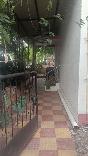 Balcony in 1 BHK Independent House at Walvekar Nagar – for Rent