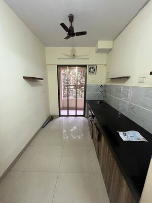 Kitchen in 2 BHK Apartment at Hiranandani Meadows, Manpada – for Sale